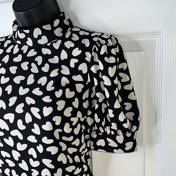 NWT - 💕 ARE COVERING You! New summer 👗 perfect for you 👛 💰 get NOW 🔥 🔥 - Picture 6 of 10